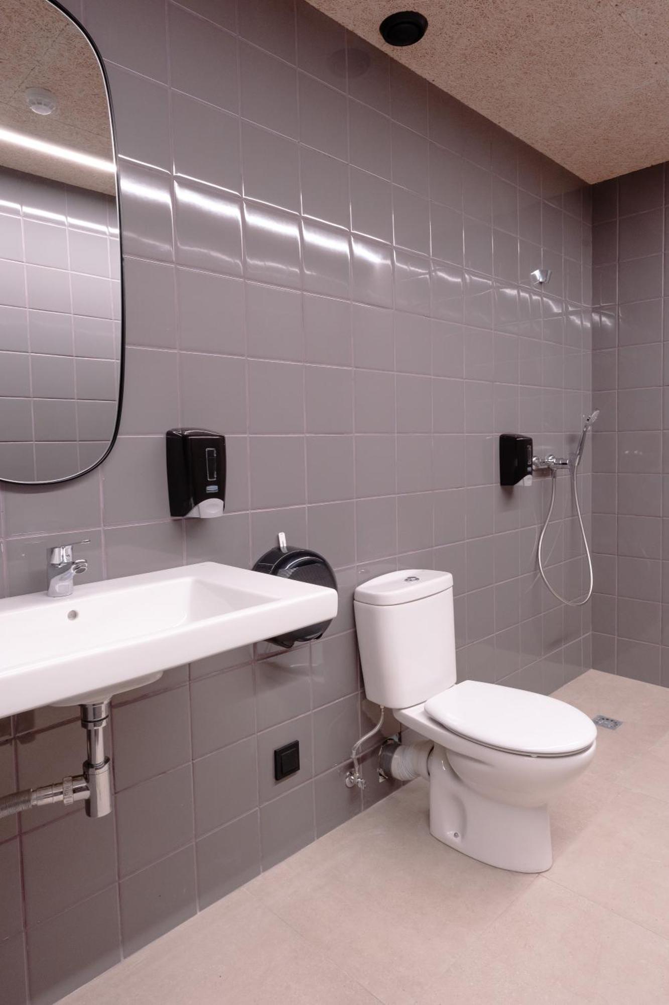 Lamia Bbk Women Hostel-Solo Mujeres Bilbao Ngoại thất bức ảnh