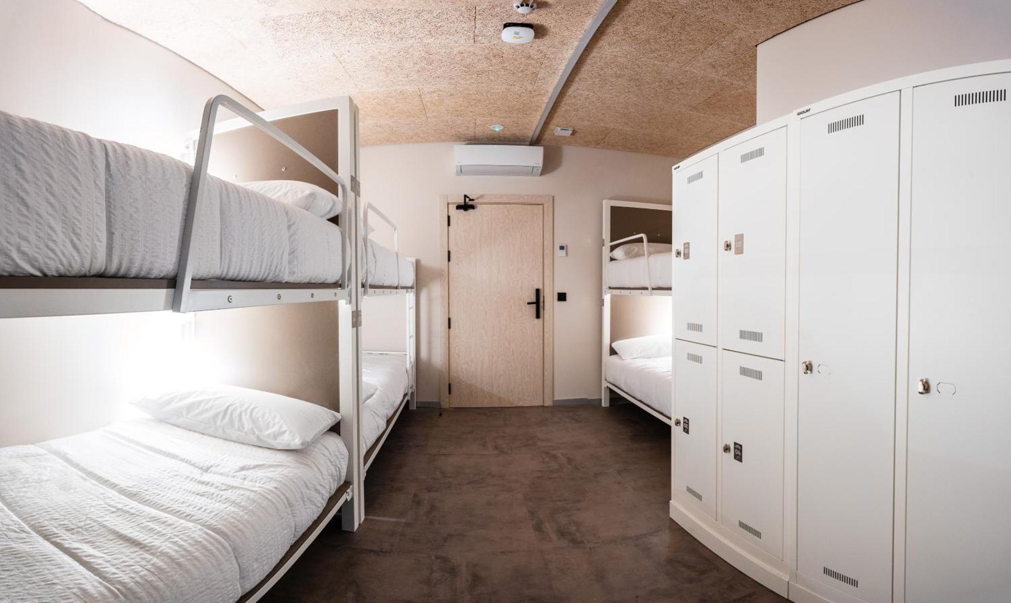 Lamia Bbk Women Hostel-Solo Mujeres Bilbao Ngoại thất bức ảnh